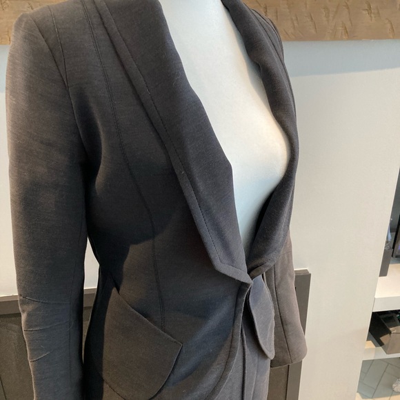 Tavan & Mitto suit with skirt Dark Grey size 4 US - Picture 2 of 9